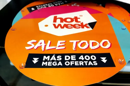 carousel-item carousel-item