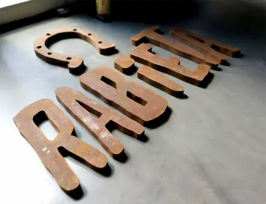 carousel-item carousel-item